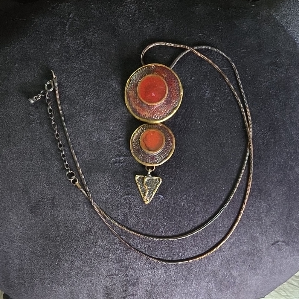 Long Chain Red and Bronze Pendant Necklace